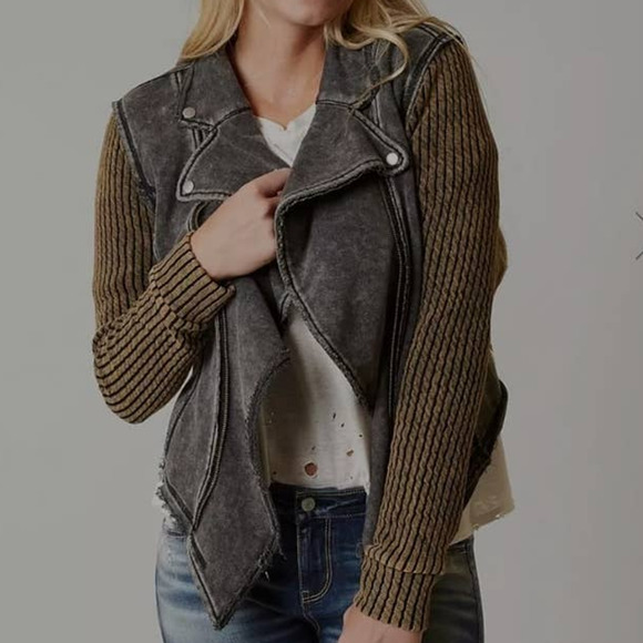 Gimmicks women's size small pieced sweater jacket - Picture 1 of 5